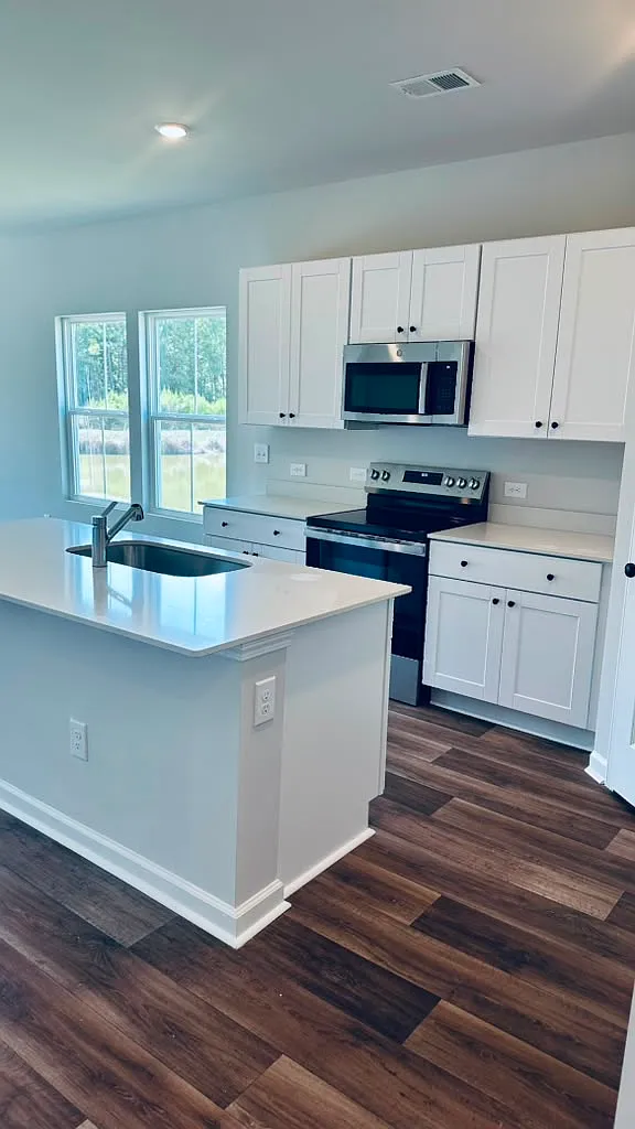 4 bed, 1965 sqft, $1,850 — Photo 3