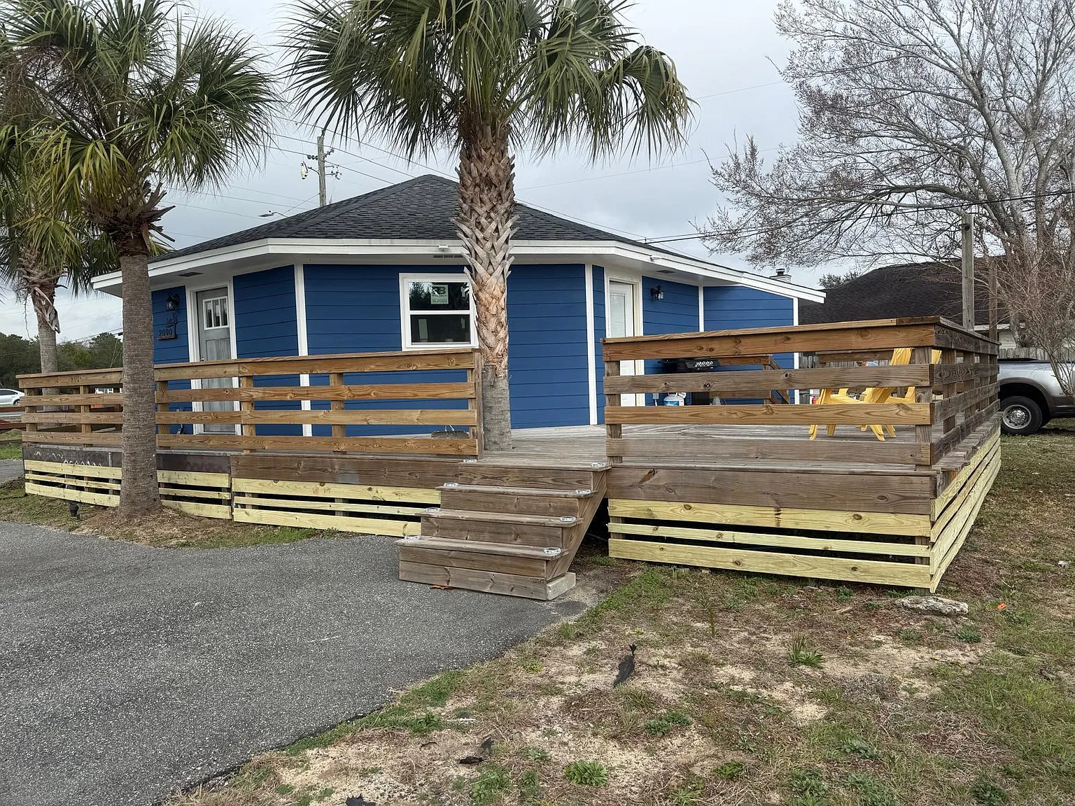 3 bed, 2.0 bath, 990 sqft, $2,800 — Photo 2