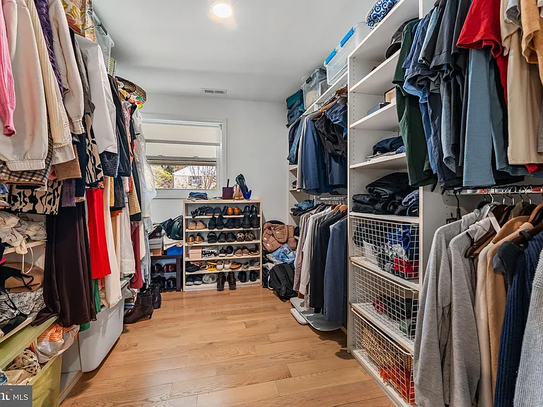 2820 Ellicott St NW — Photo 21