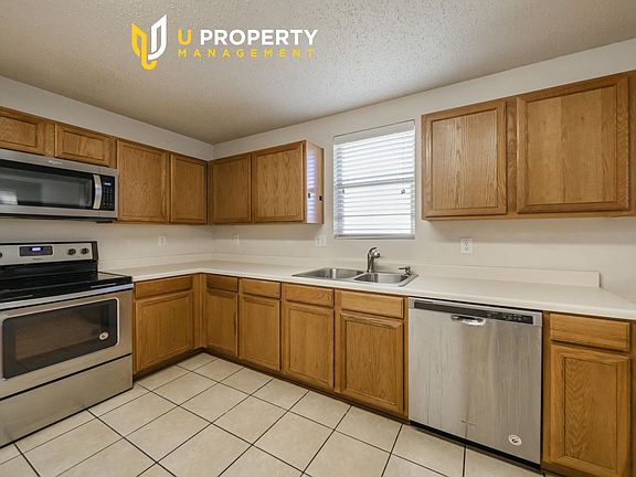 5th image of 600 Rocky Springs Dr