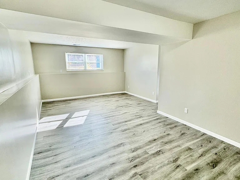 1542 E Meadowbrook Dr — Photo 30