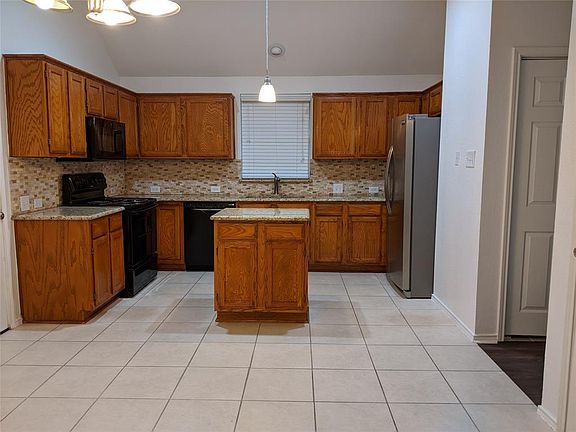 2nd image of 6208 Montgomery Dr