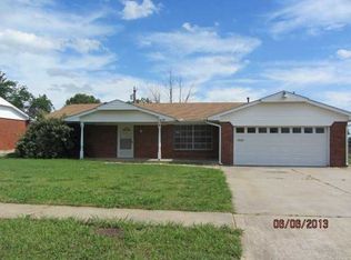 404 W Douglas Dr, Midwest City, OK 73110
