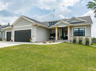 608 Pointer Cir, Center Point, IA 52213