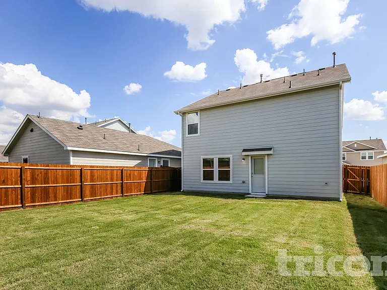 5672 McClelland St — Photo 13