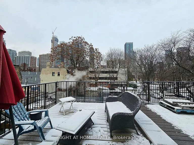 72 Wellesley St E #203 — Photo 25