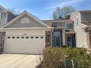 1129 Dickens Ave, Naperville, IL 60563