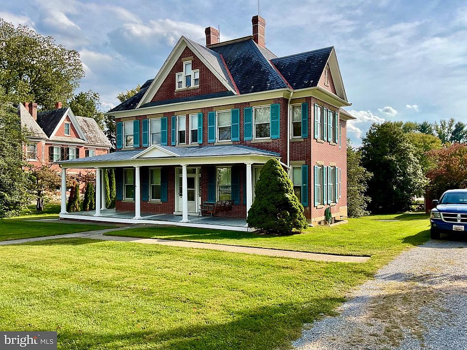 1st image of 308 E Main St