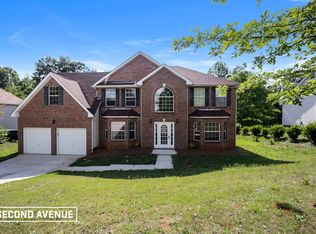 697 Burtons Cv, Hampton, GA 30228