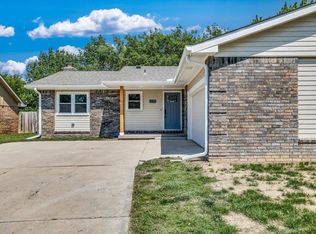 962 S Cypress St, Wichita, KS 67207