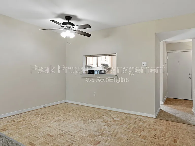 10146 Iron Mill Rd — Photo 4