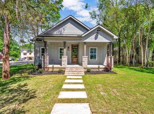 18 Waverly Ct, Greenville, SC 29605