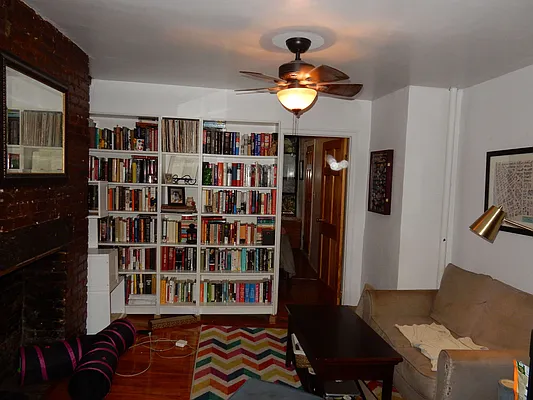 Rented by Aimee Grodanz, LREB | media 17