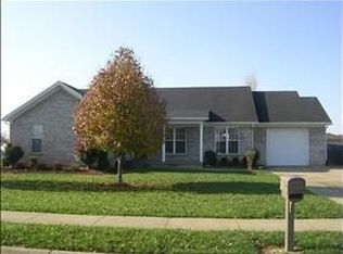 7402 Hassock Dr, Louisville, KY 40258