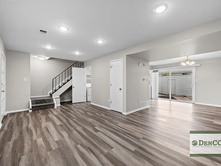 12616 E Kansas Pl — Photo 6