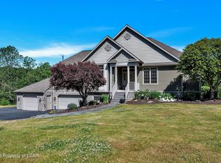 29 Jumper Rd, Dallas, PA 18612