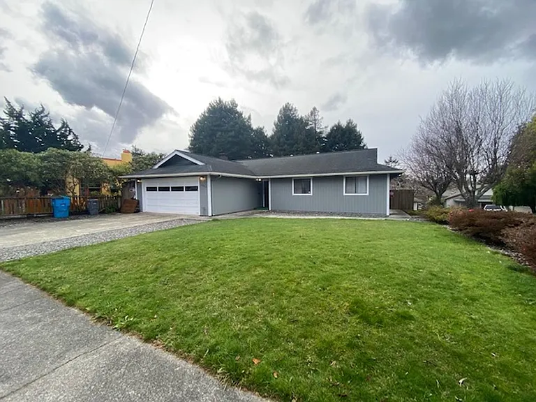 1802 McFarlan St — Photo 38