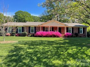 5022 Cheviot Rd, Charlotte, NC 28269