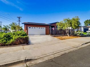 7402 Blix St, San Diego, CA 92111