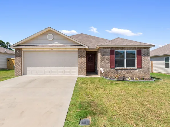 1300 Cowbell St, Conway, AR 72034