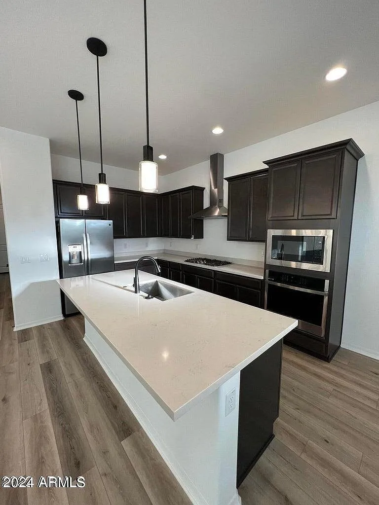 3 bed, 2.5 bath, 1909 sqft, $2,999 — Photo 3