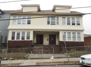 9-15 Huntington Ter, Newark, NJ 07112