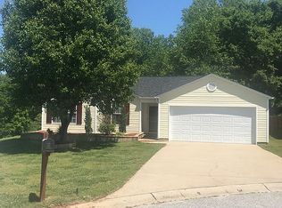 114 Willow Bend Dr, Taylors, SC 29687