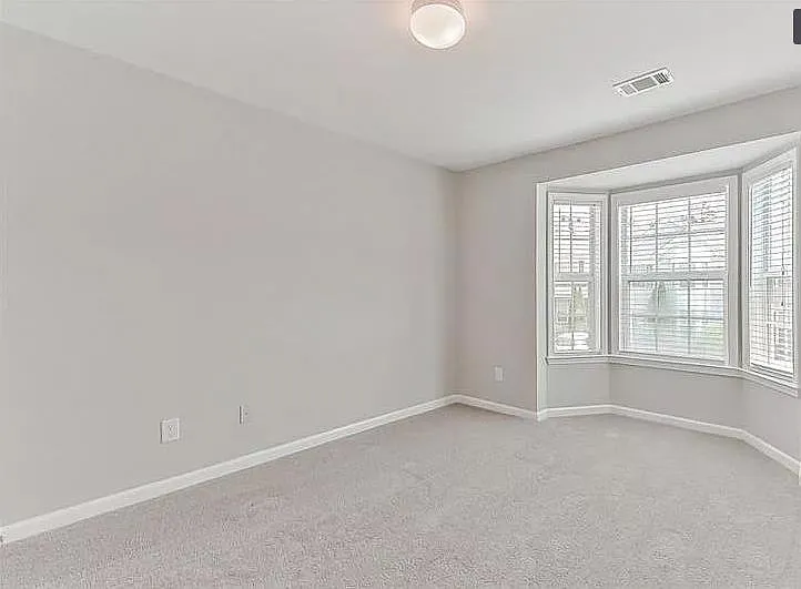 1064 Prestwyck Ct — Photo 18