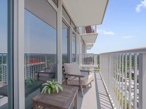 301 Fayetteville St Unit 2611, Raleigh, NC 27601