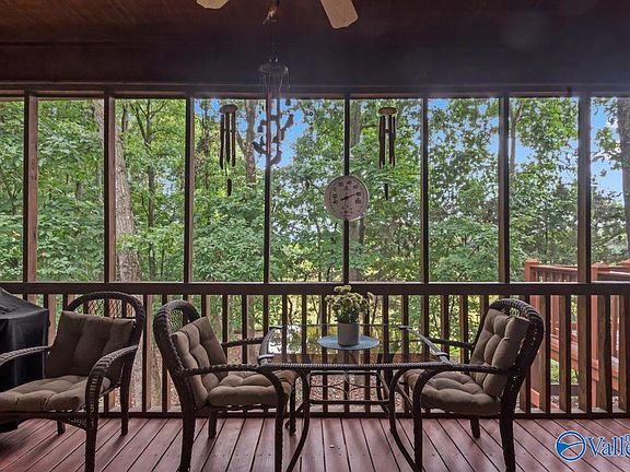 4th image of 1304 Cardessa Ln