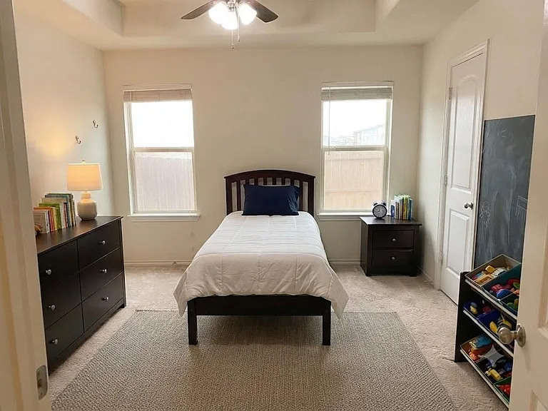 12910 Almeda Crossing Ct — Photo 11