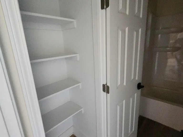 54 E Lee St #210 — Photo 8