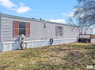 3425 Bissell Rd, Springfield, IL 62707