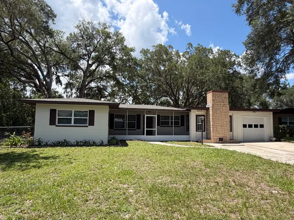 2513 Winona Ave, Leesburg, FL 34748
