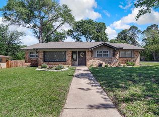 7017 Jewell Ave, Fort Worth, TX 76112