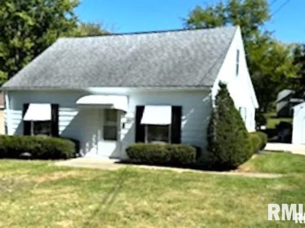 214 Albert St, Washington, IL 61571