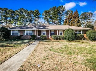 18 Wills Dr, Alpharetta, GA 30009