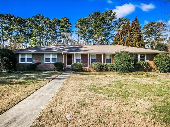 18 Wills Dr, Alpharetta, GA 30009
