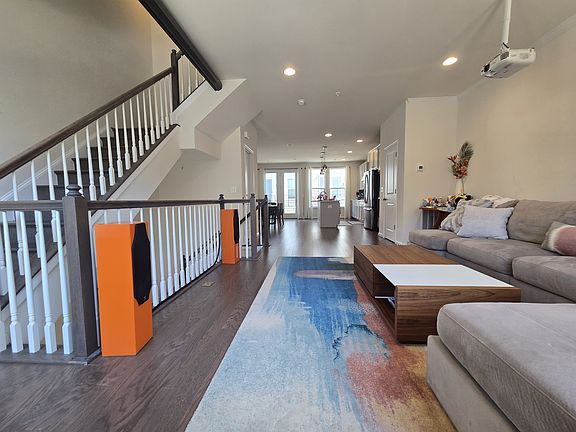 4th image of 4937 Trail Vista Ln