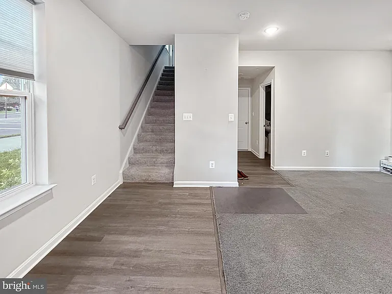 414 Matlock Ln — Photo 14