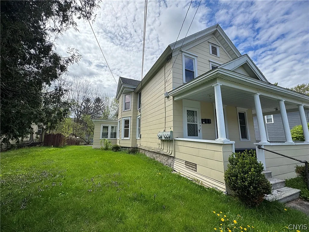 Building Photo - 1714 Valley Dr #16