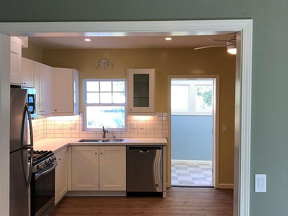 2nd image of 260 Siesta Way #A