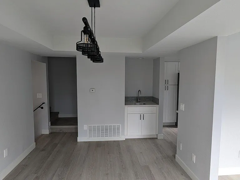4022 Mahaila Ave — Photo 10