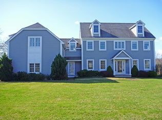 62 Choate St, Essex, MA 01929
