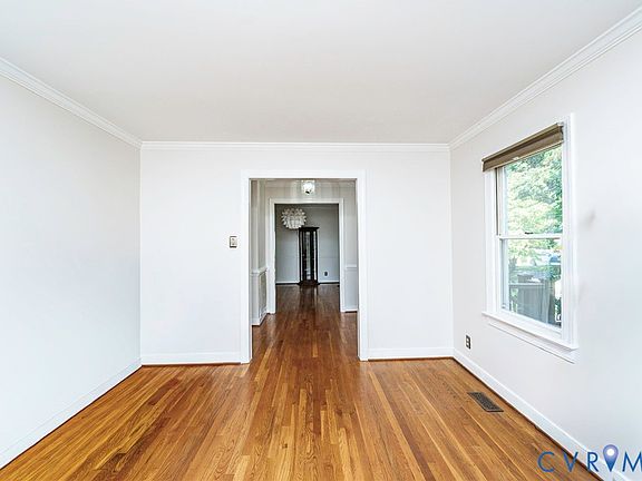 5th image of 2803 Jolly Ln