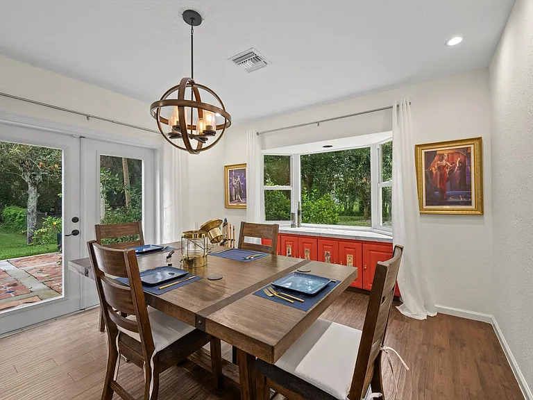 92 Squire Dr — Photo 17