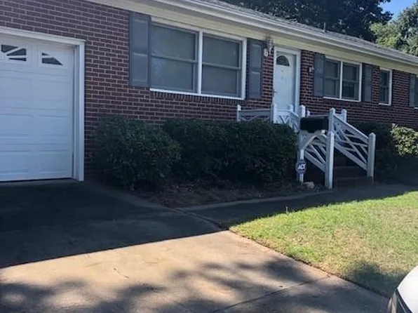 111 Bonwood Rd, Hampton, VA 23666