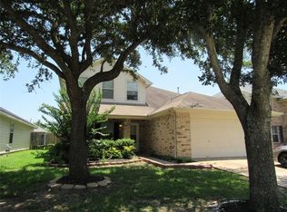 5418 Cinnamon Lake Dr, Baytown, TX 77521