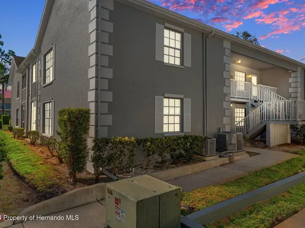 12133 Spartan Way APT 203, Hudson, FL 34667