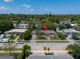 261 NE 42nd St, Pompano Beach, FL 33064